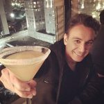 دانلود آهنگ شادمهر تکرارم نکن