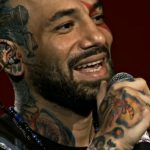 دانلود آهنگ تتلو ننگ به نیرنگ تو دانلود آهنگ تتلو ننگ به نیرنگ تو