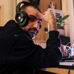 دانلود آهنگ هیچکس اون منم